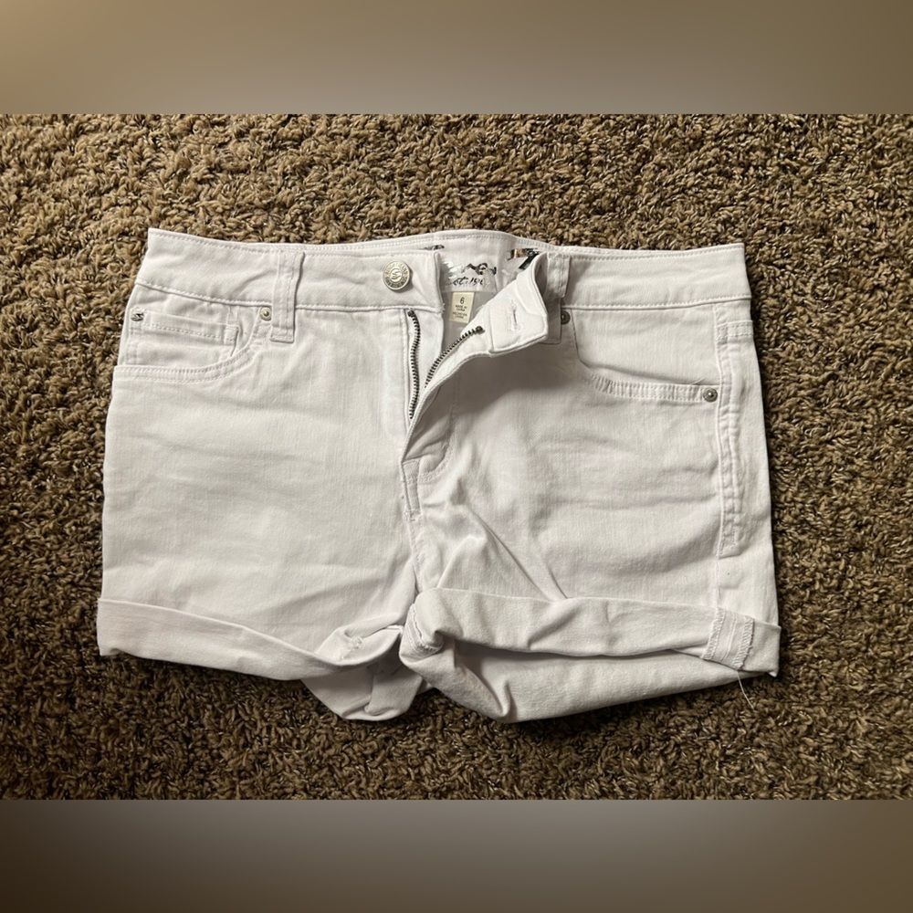 Seven White Shorts Size 6